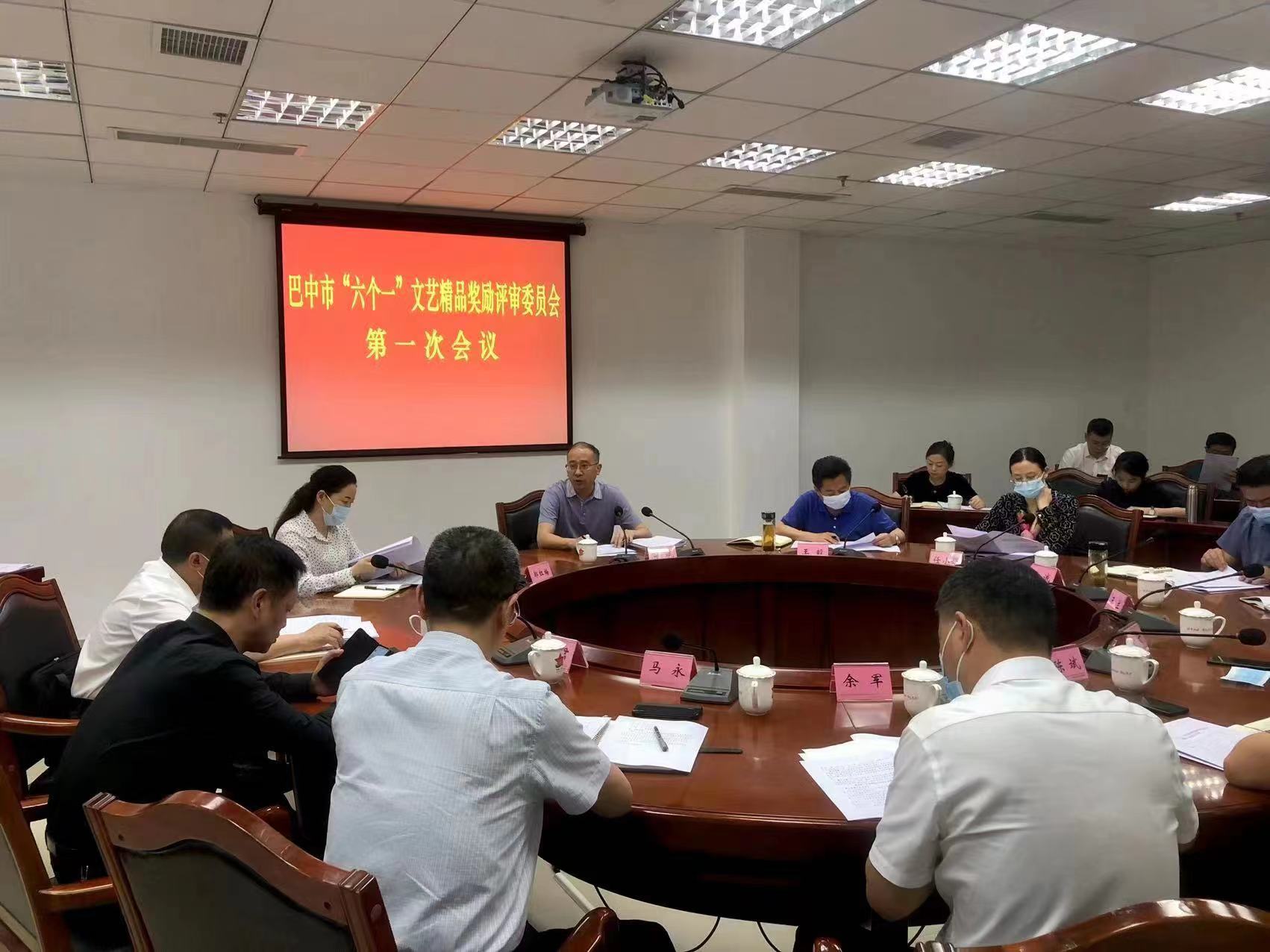 1653472727508592.jpg 703425840.jpg