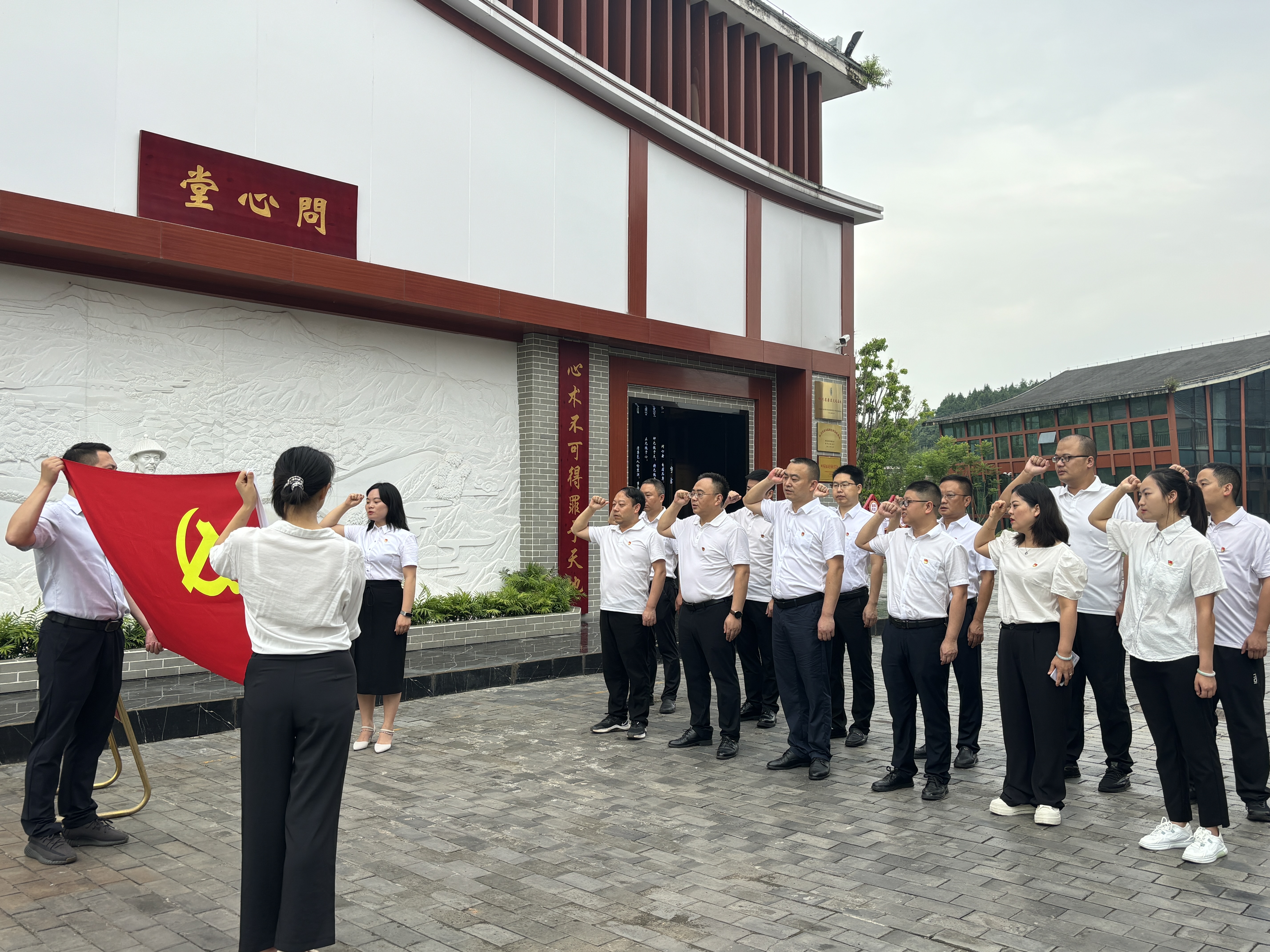 圖片1.jpg