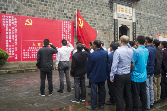 `O`FLL~K4ICEZ%}3VU_K}(2